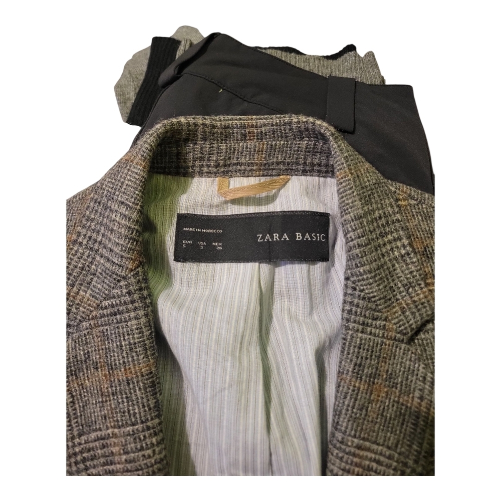 Zara Women's Gray Checkered Blazer - Picture 6 of 6